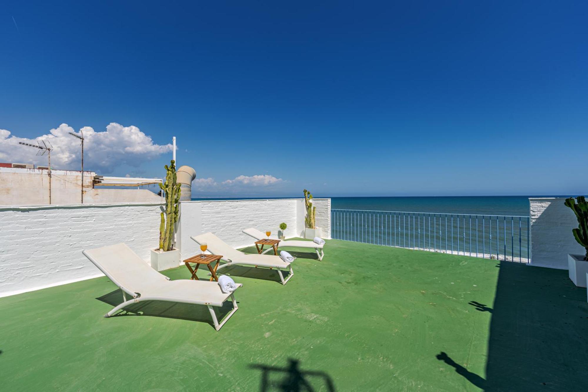 Carihuela - Beach & Sun Torremolinos Buitenkant foto